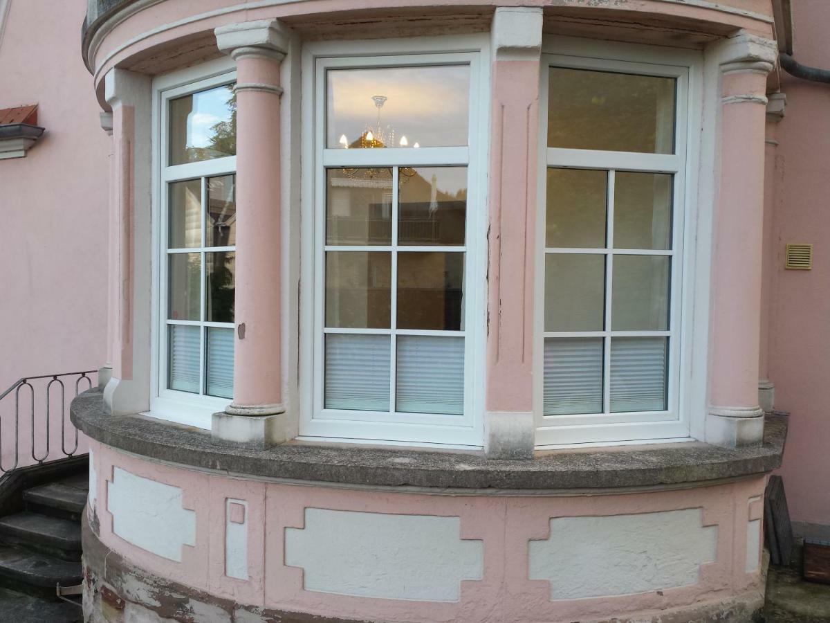 Moderne Wohnung In Barockem Altstadthaus Nahe Altstadt Und Radweg Blieskastel Eksteriør bilde